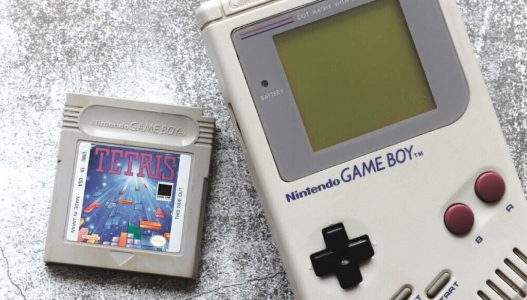 Custom E Ink Driver Enables High Speed Retro Gaming New custom E Ink driver