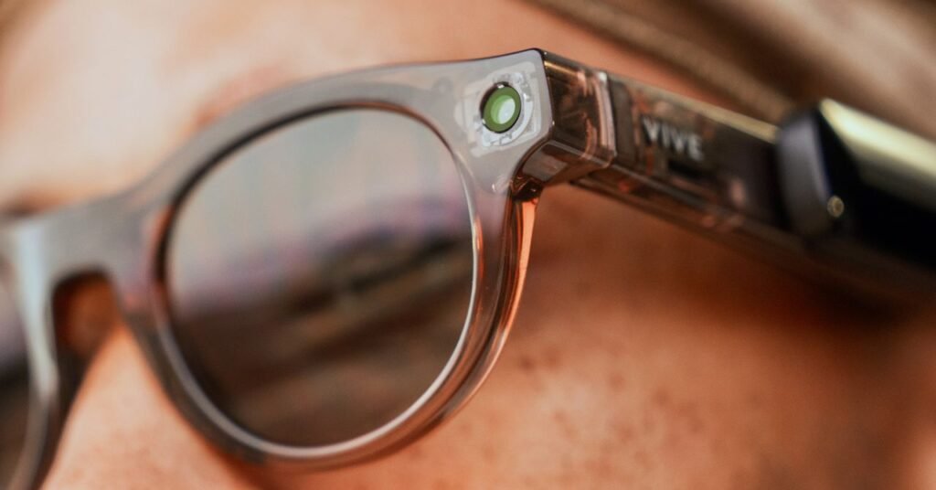 New Vive Eagle smart glasses