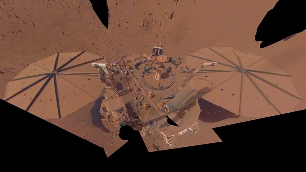 Engineers Design Martian Houses Using Yeast and Sand Engineers designing Martian houses