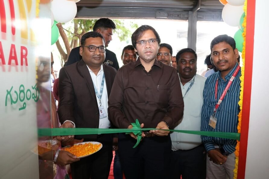 Hyderabad Expands Access With Modern Aadhaar Seva Kendra Aadhaar Seva Kendra front desk