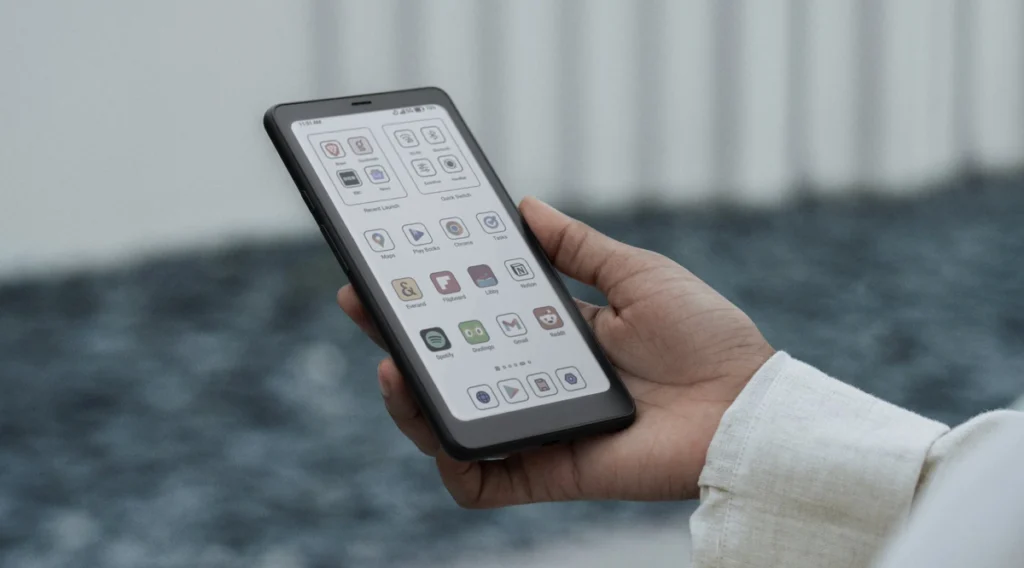 Boox Palma 2 Pro e-reader